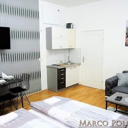 Markopolo Apartments Wina Bagian luar foto
