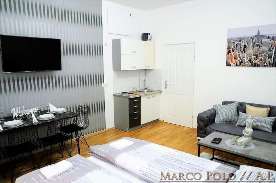 Markopolo Apartments Wina Bagian luar foto