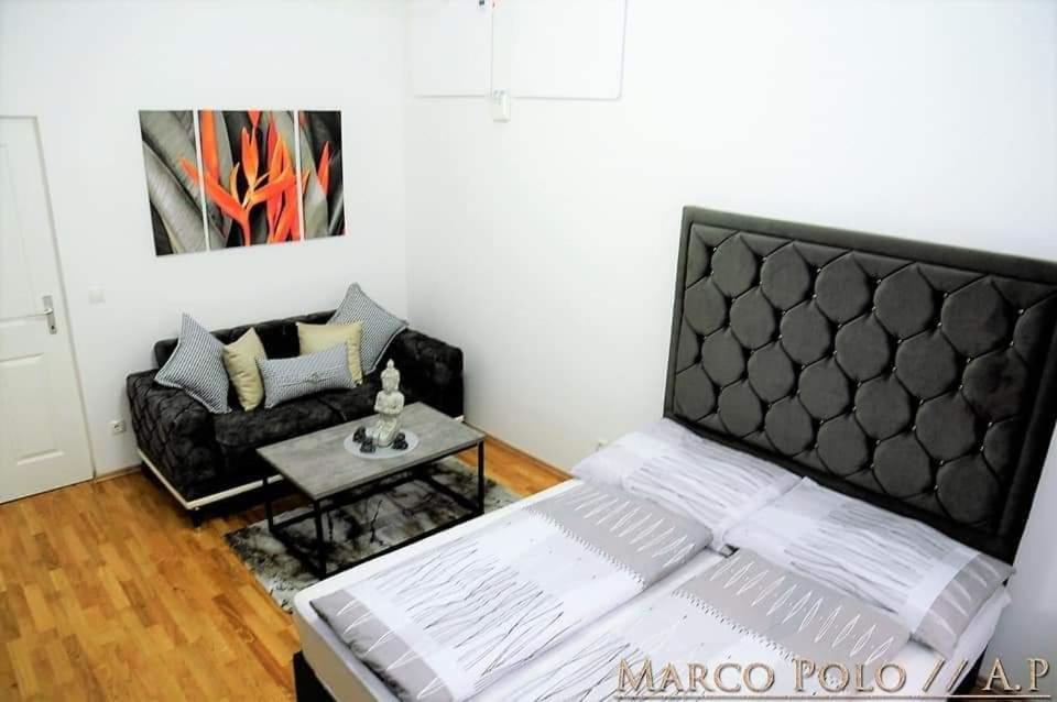 Markopolo Apartments Wina Bagian luar foto